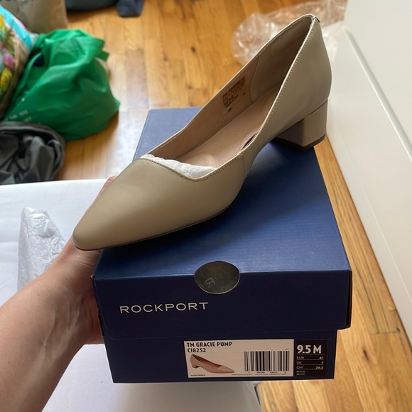Rockport Shoes - NWT Rockport Gracie Pump